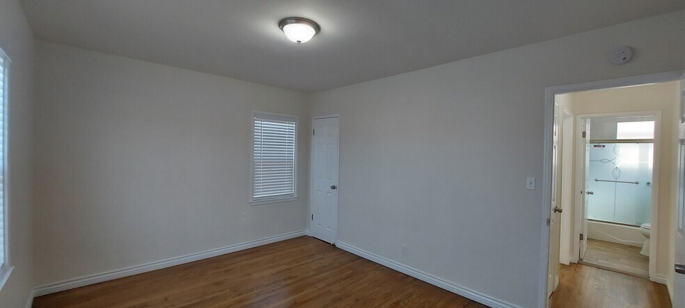 Building Photo - 15626 Grevillea Ave