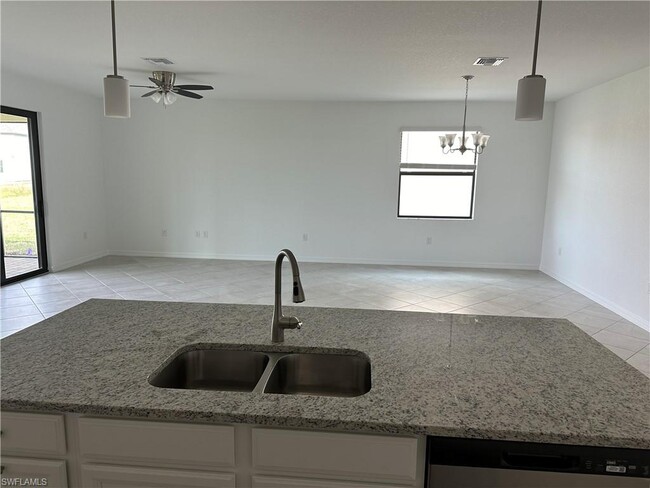 Building Photo - 14677 Palamos Cir