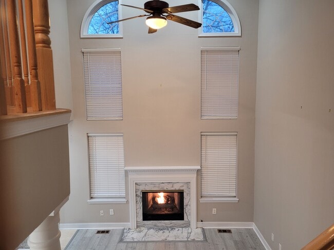 Building Photo - 512 Pimlico Way