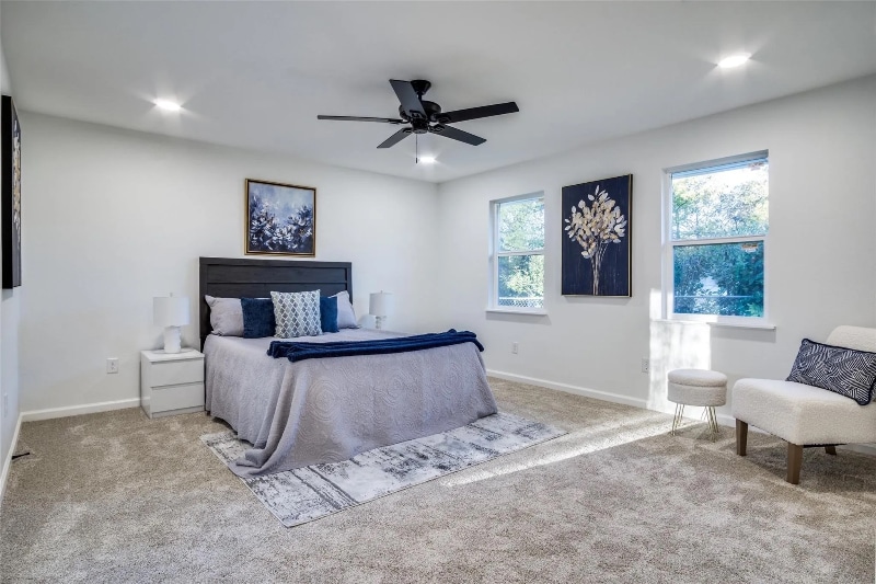 Building Photo - 5812 Waltham Ave