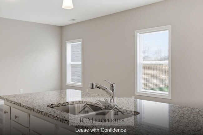 Building Photo - 108 Cammy Ct