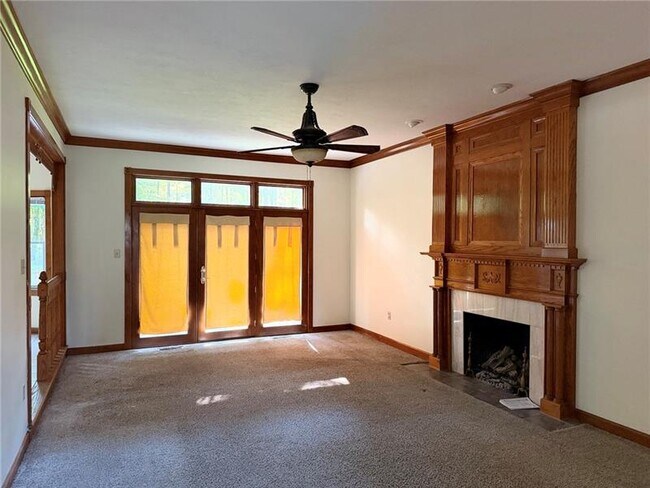 Building Photo - 116 Sturbridge Ln