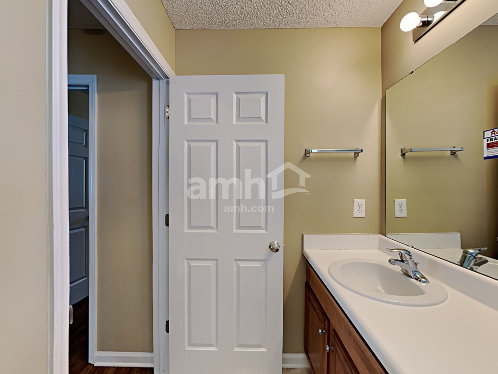 Building Photo - 582 Cotton Brook Dr
