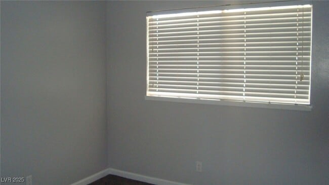 Building Photo - 5712 Stacey Ave