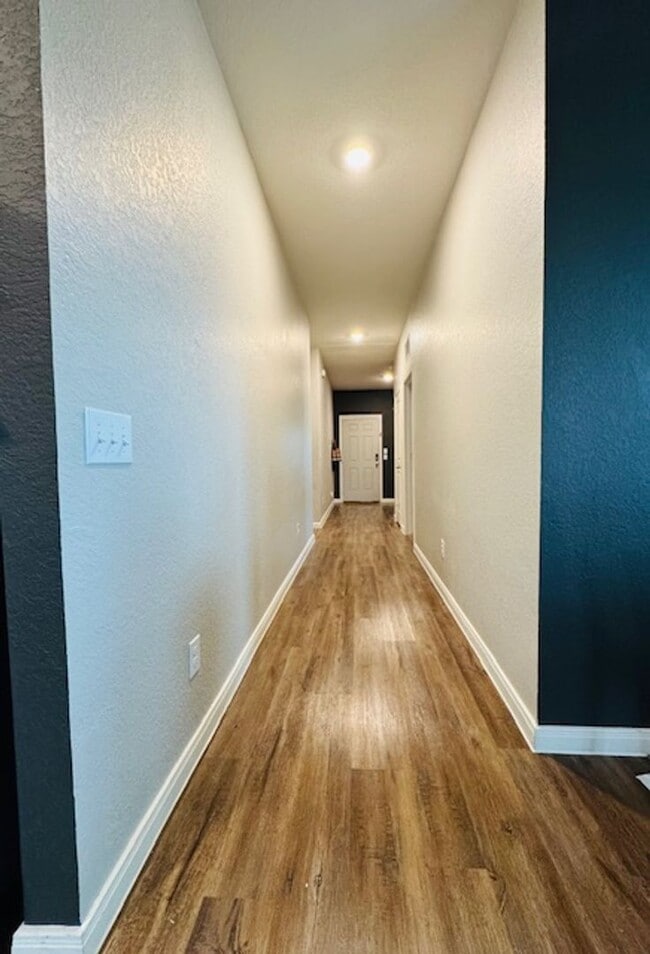 Building Photo - Spacious 4 Bedroom 3 Full Bath home in the Liberte Community!