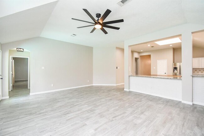 Building Photo - 23122 Beech Canyon Dr
