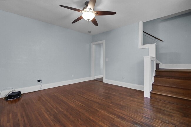 Building Photo - 2475 Indianola Ave