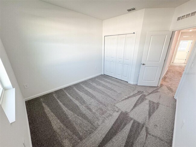 Building Photo - 417 Bogey Dr