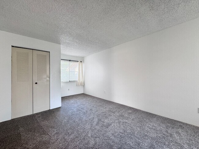 Building Photo - Cozy 1 bedroom Condo