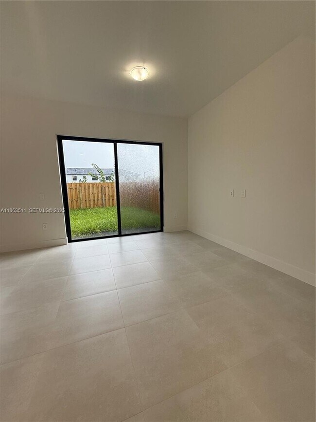 Building Photo - 18988 SW 344th Terrace