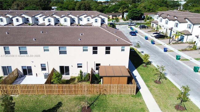 Building Photo - 12373 NW 24th Pl