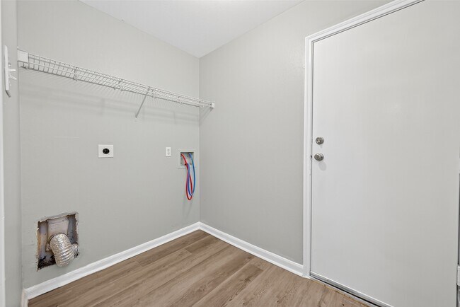 Building Photo - 22851 Twisting Pine Dr