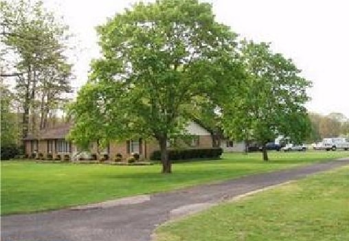 Building Photo - 167 Beebetown Rd