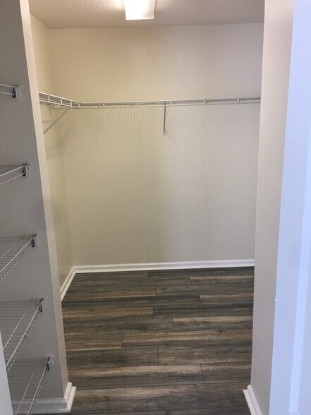Building Photo - 123 Carmelite Ave NW