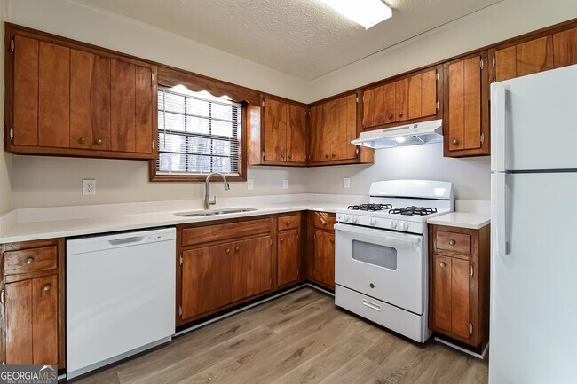 Building Photo - 4457 Woodbank Ln