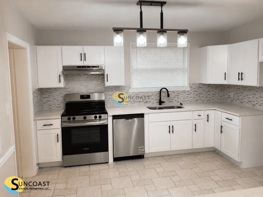 Building Photo - 3721 Colebrooke Dr