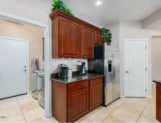Building Photo - 6771 W Miner Trail