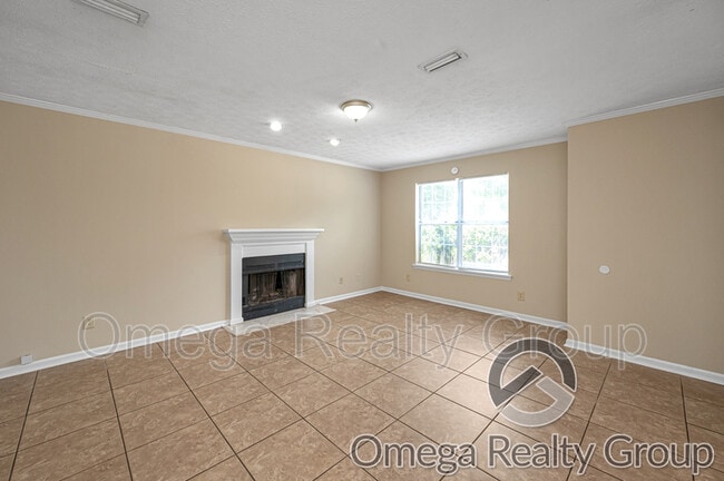 Building Photo - 815 Willow Pointe