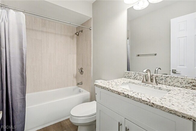 Building Photo - 1416 SW 50th St