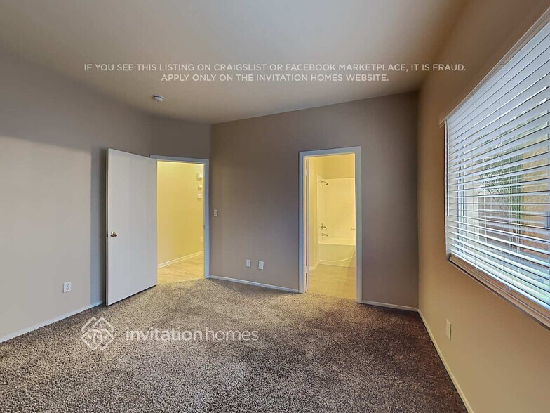 Building Photo - 942 Veranda View Ave