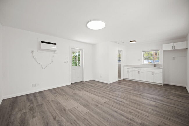 Building Photo - 1516 Jefferson St