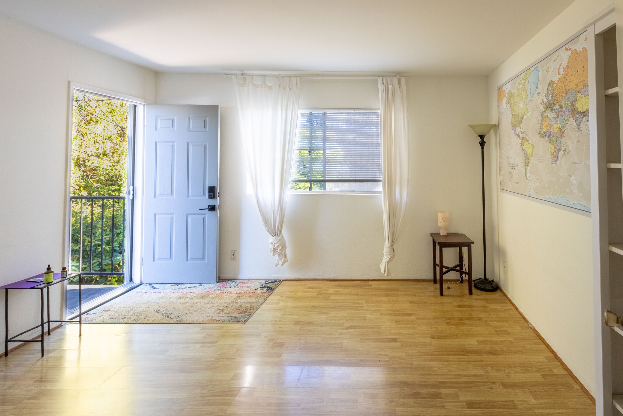 Building Photo - 1322 Electric Ave