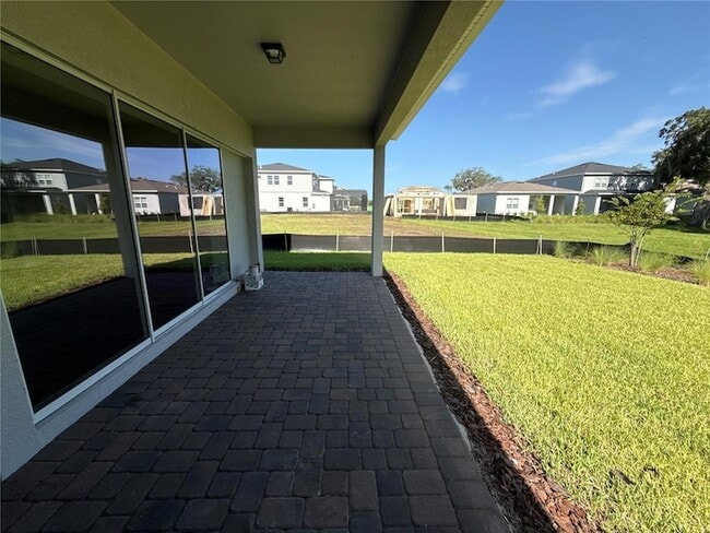 Building Photo - 16645 Lone Oak Cir