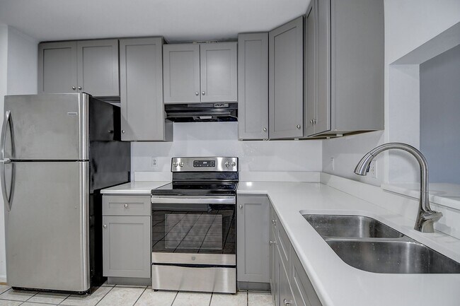 Building Photo - FOR RENT - KEMPSVILLE AREA, VIRGINIA BEACH!