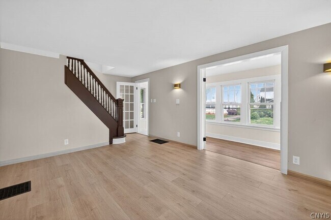 Building Photo - 423 Wendell Terrace