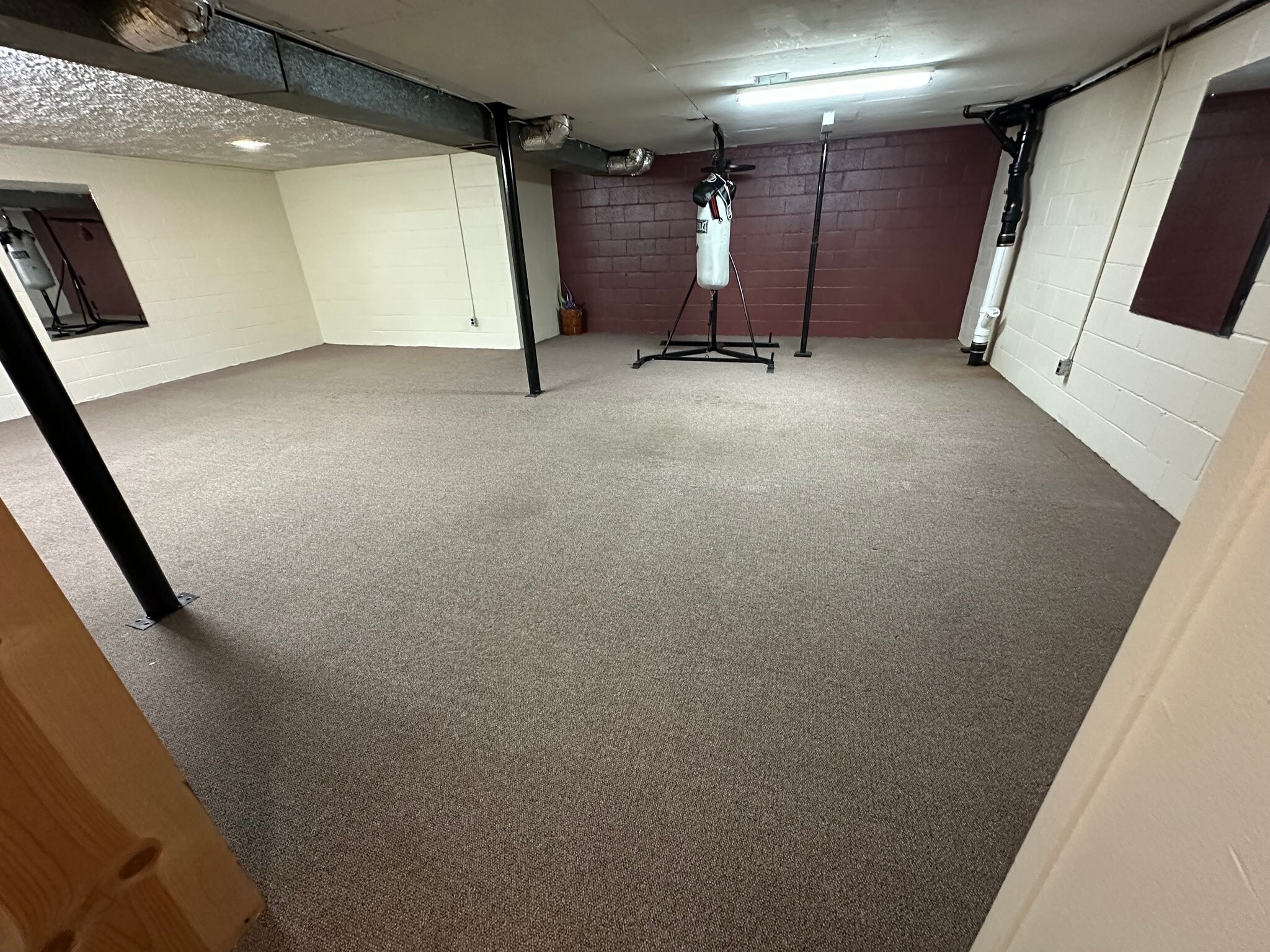 Building Photo - 225 Maxfield Dr
