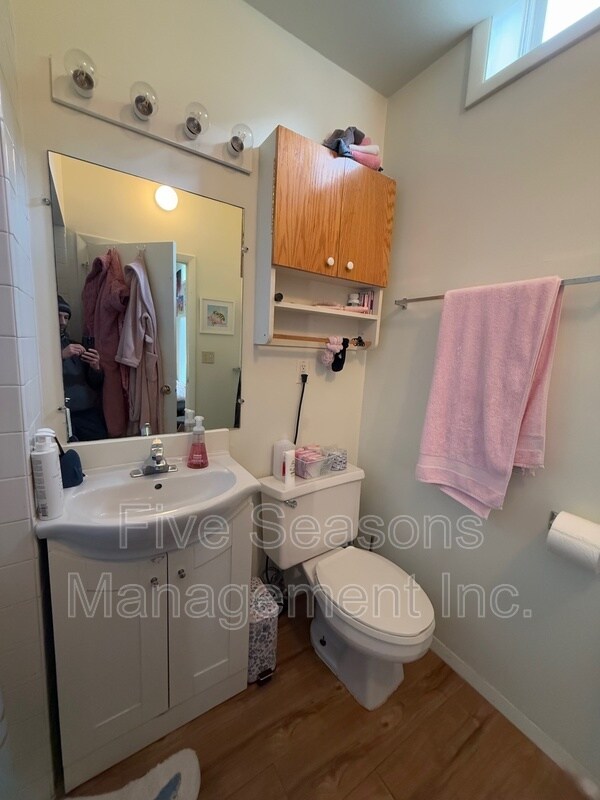 Building Photo - 194 North St