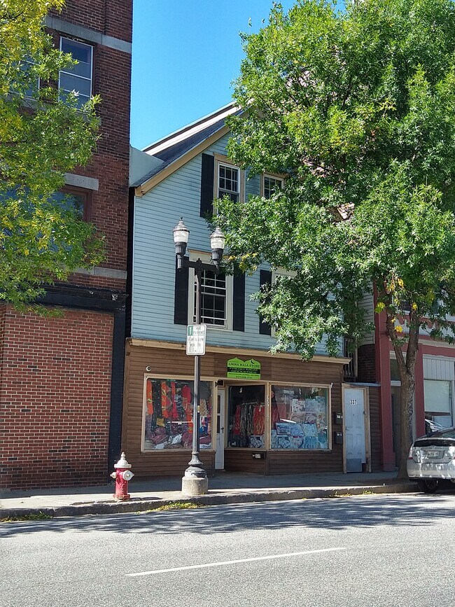 337 Lisbon St 337 Lisbon St Lewiston ME 04240 Apartment Finder