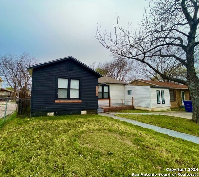 Building Photo - 1110 Clower-