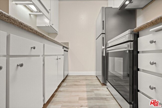 Building Photo - 7740 Redlands St