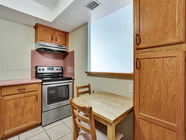 Building Photo - 2001 Atlantic Shores Blvd