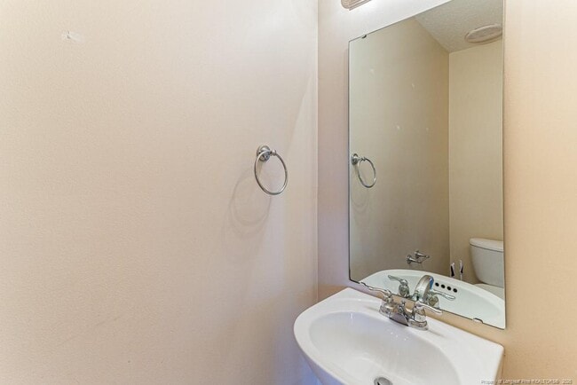 Building Photo - 1901 Ellie Ave