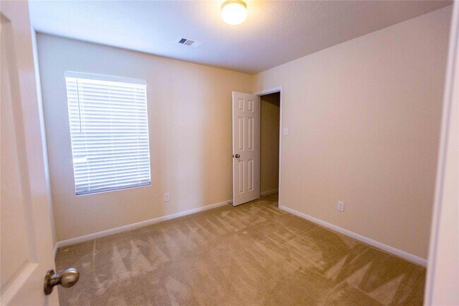 Building Photo - 15010 Rustler Gate Ln