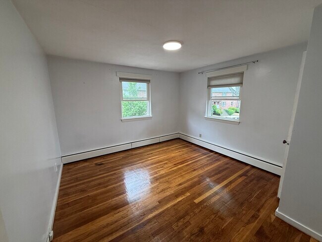 Building Photo - 45 Aldrich Rd