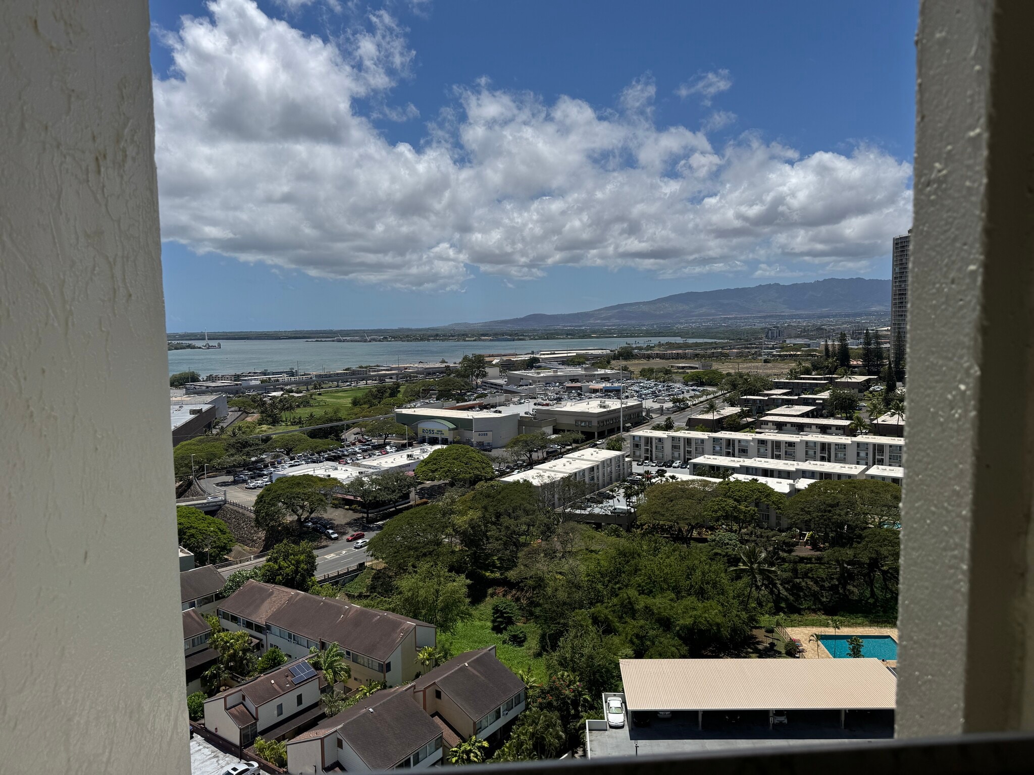 Building Photo - 98-410 Koauka Loop
