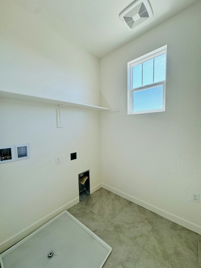 Building Photo - 5413 Knights Valley Ln