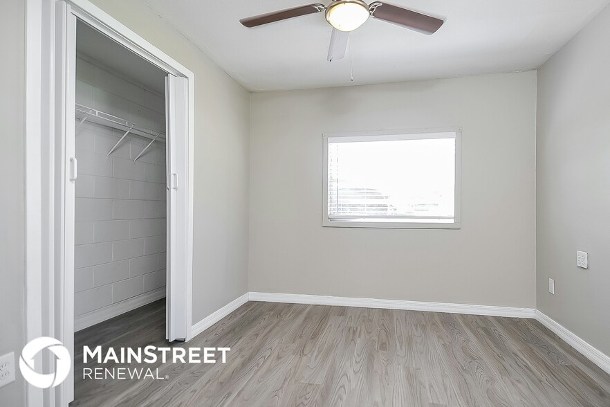 Building Photo - 505 Florida Cir S