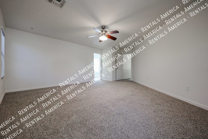 Building Photo - 6671 S Danielson Way