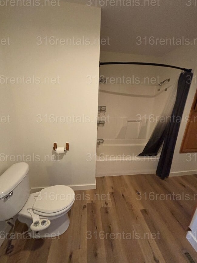 Building Photo - 510 N Alleghany St