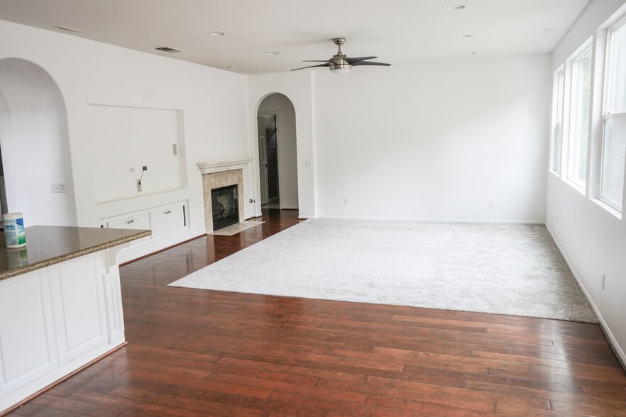 living room - 1882 Shadetree Dr