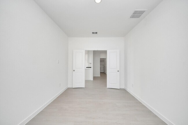 Building Photo - 16219 Chestnut Hvn Ln