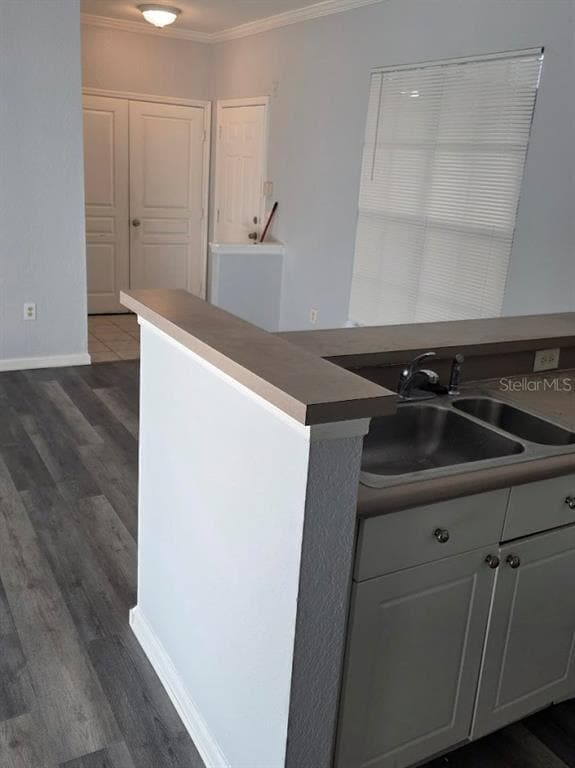 Building Photo - 9401 Crescent Loop Cir