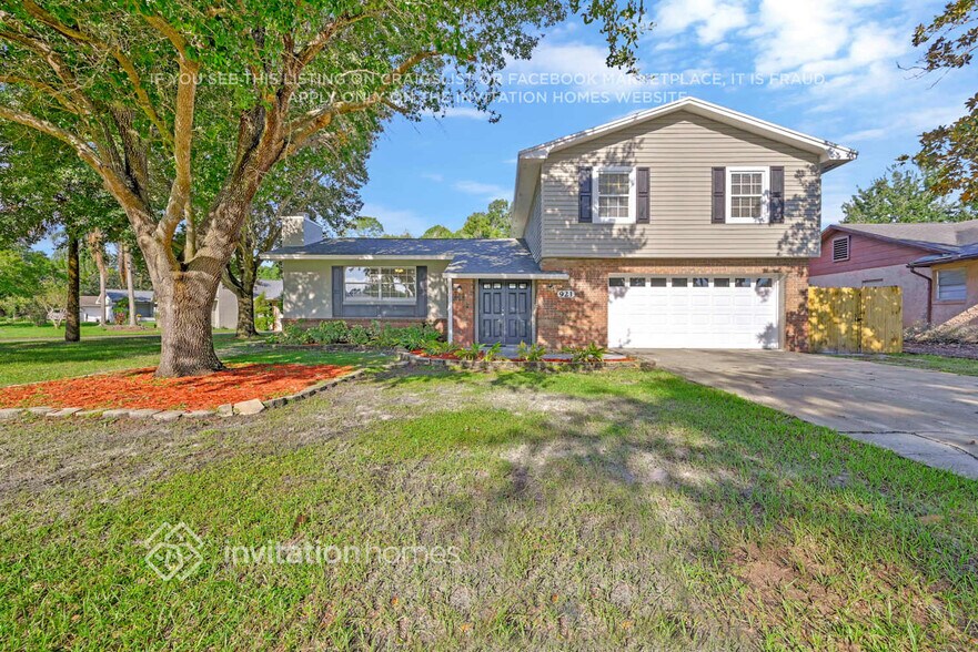 Building Photo - 921 Oak Forest Dr