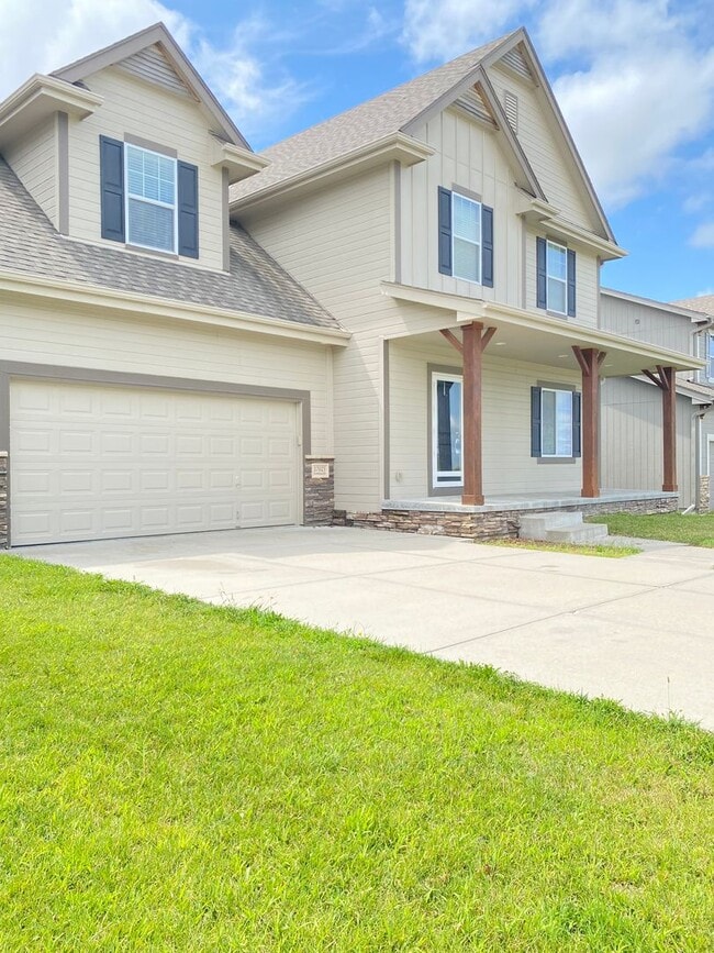 Building Photo - Move in Special. Beautiful & Nearly new SW Chalco area 4 bed Two Story.