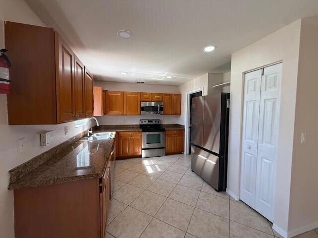 Building Photo - 1988 Marblehead Way