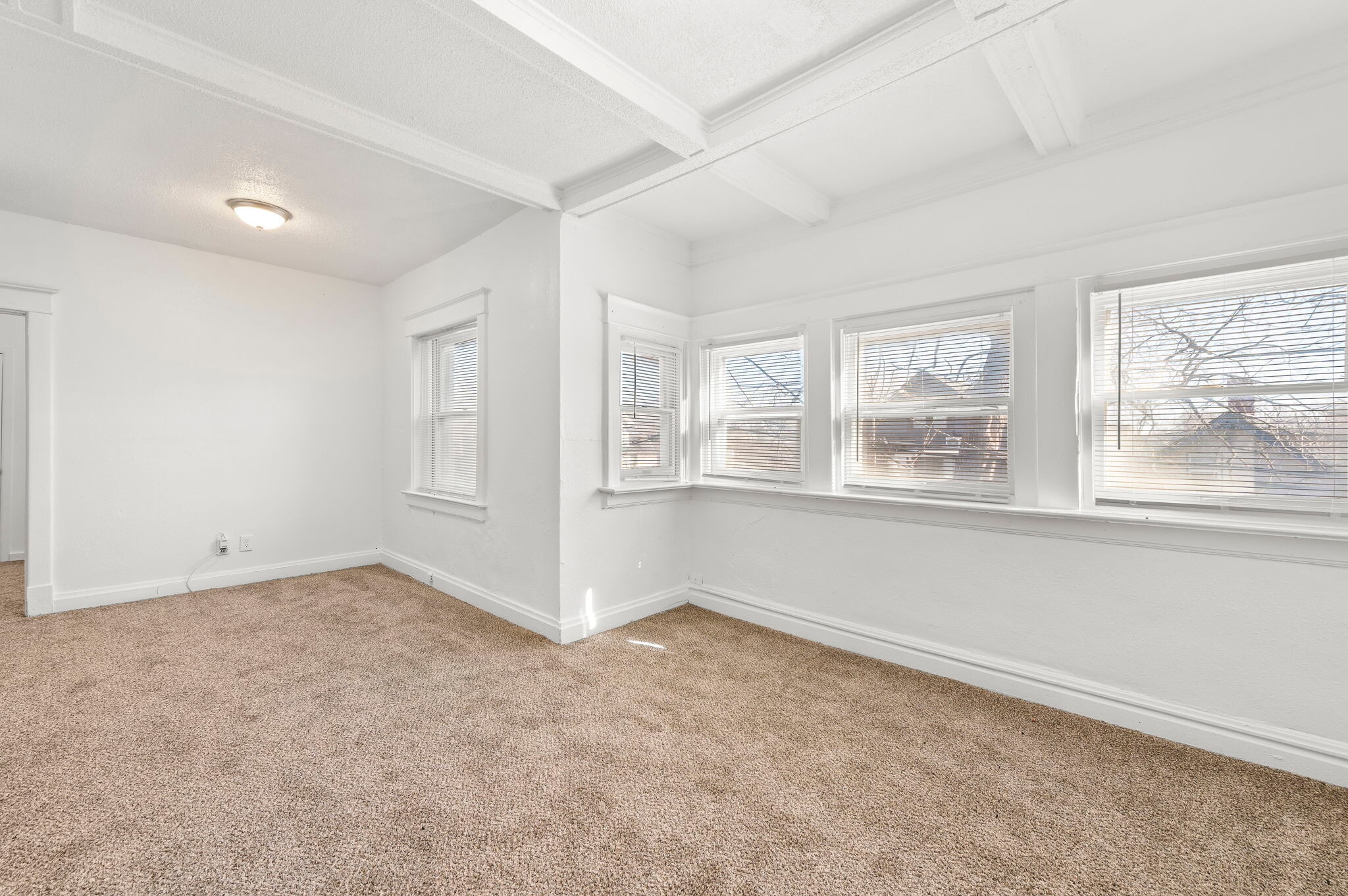 Building Photo - 2207 E 24th Ter